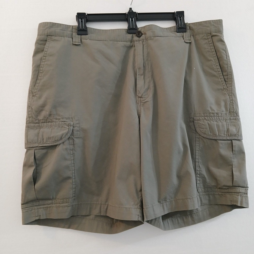 Chaps Mens 42 Cargo Shorts Moss Green Ripstop 100% Cotton Multi Pocket Hiking